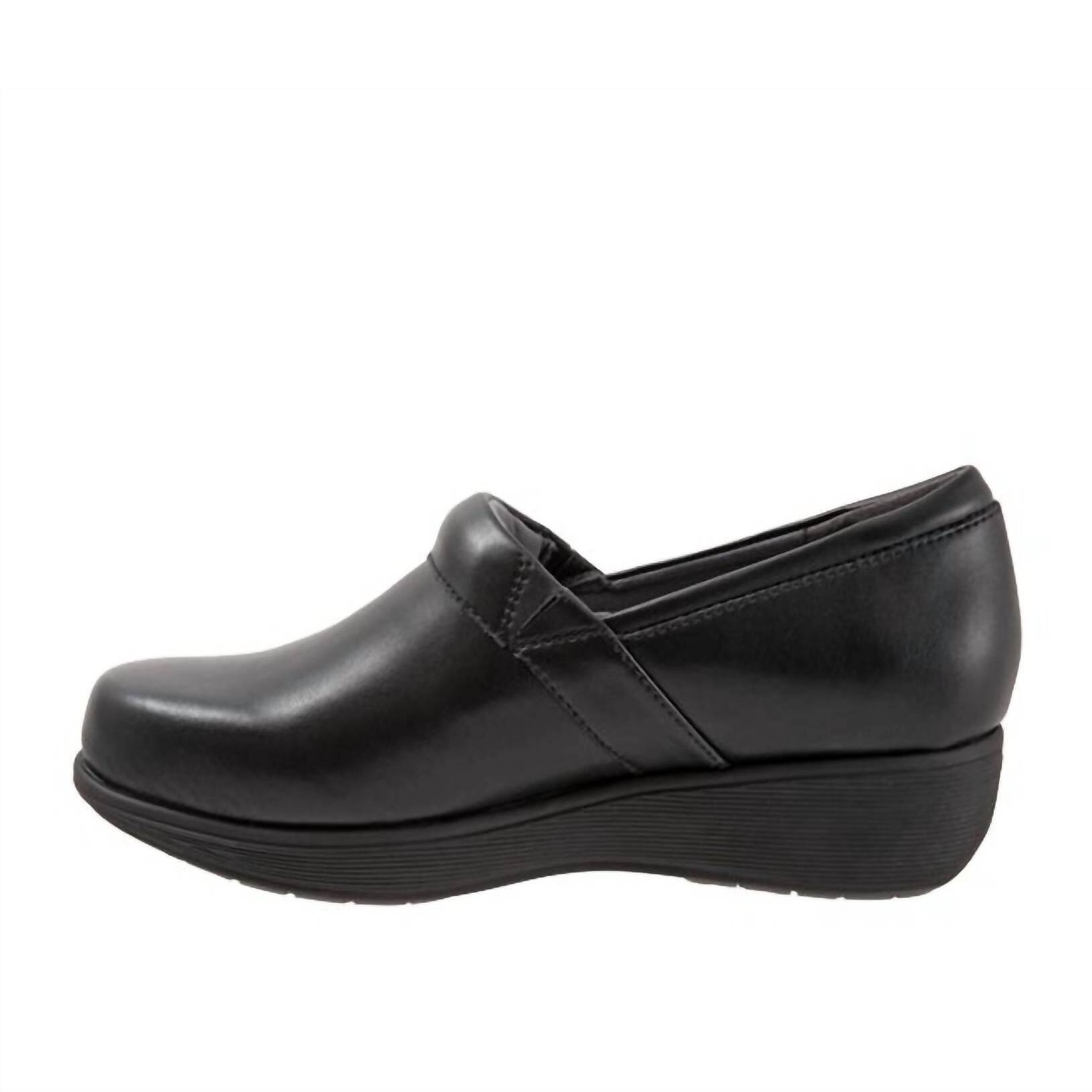 New Softwalk Women's Meredith Sport Shoe In Black